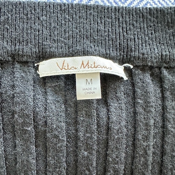 Vila Milano Sleeveless Mock Turtleneck Top - Picture 4 of 5